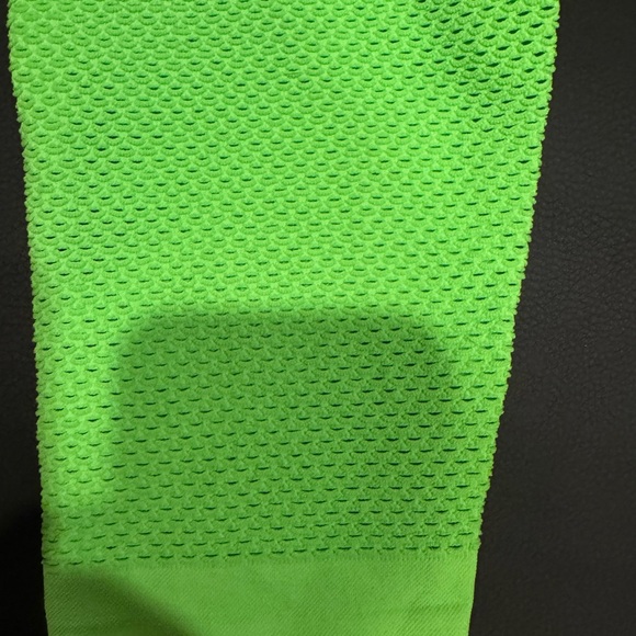 SHEFIT Neon Green Workout Leggings - Picture 10 of 10